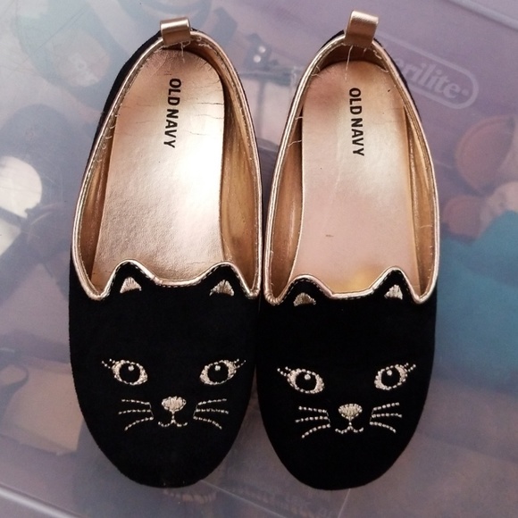 Old Navy Other - Old Navy size 11 black velvet feel